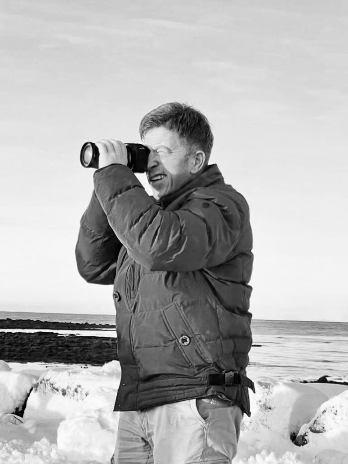Observation in Island