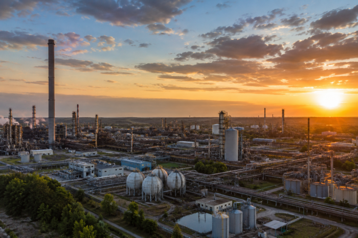 Detektei Leuna: diskrete Ermittlungen für Chemie, Raffinerie, Wasserstoff, Industrie, OSINT, Background-Checks und internationale Fälle.