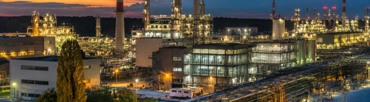 Detektei Schwarzheide: Diskrete Ermittlungen für BASF-Umfeld, Industriepark Lausitz, Chemie, Batteriematerialien, Elektromobilität und Subunternehmer.
