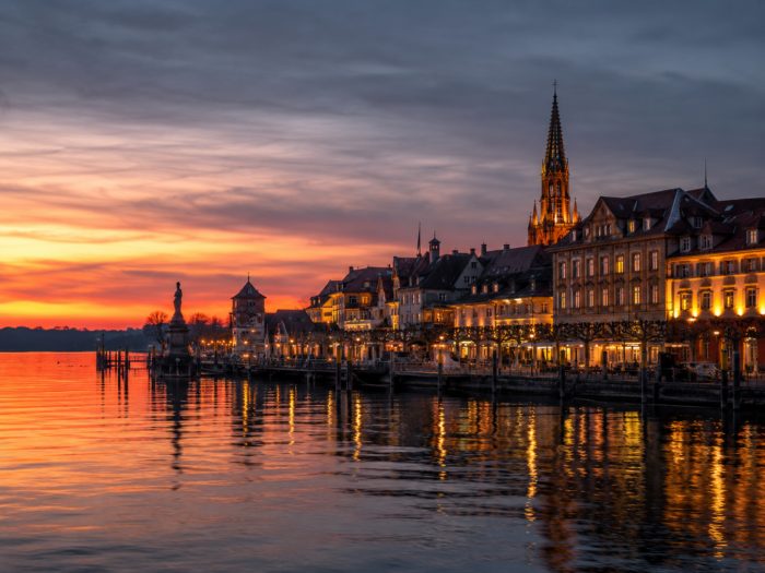 Detektei für Konstanz: Diskrete Ermittlungen am Bodensee, an der Schweiz-Grenze, für Unterhalt, Observation, Vermögensrecherche und internationale Mandate.