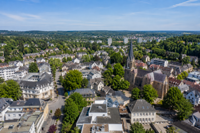 Detektei Bergisch Gladbach: Diskrete Ermittlungen für Mittelstand, Unternehmer, vermögende Privatmandate und Background-Checks in der Köln-Bonn-Region.
