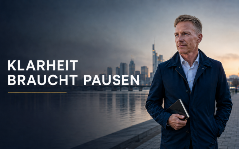 Warum Spaziergänge, Training und bewusste Auszeiten den Kopf freimachen und Ermittlern sowie Führungskräften zu mehr Klarheit verhelfen.